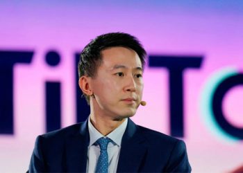 TikTok CEO Shou Zi Chew là ai?