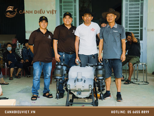 Cánh Diều Việt - Nhà phân phối máy bay phun thuốc DJI T40 chính hãng uy tín
