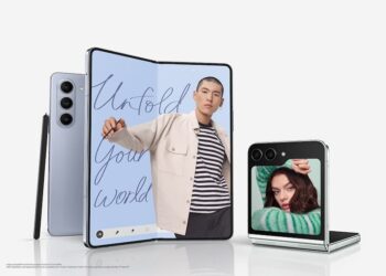 Samsung Galaxy Z Flip 5 hiện đang được bày bán tại cửa hàng